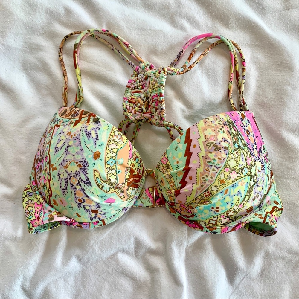 Victoria’s Secret push-up swim top 32B